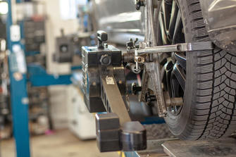 Mastering the Road: Elevate Your Auto Mechanic Career in Reno’s Thriving Industry